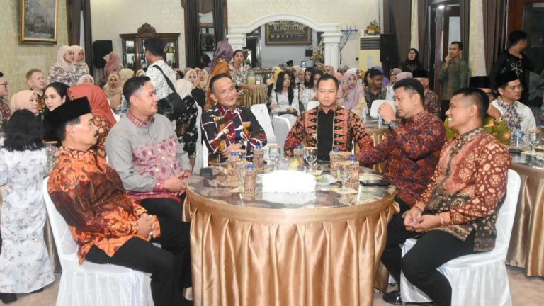 Pimpinan DPRD Sarolangun Hadiri Pisah Sambut Kapolres Sarolangun